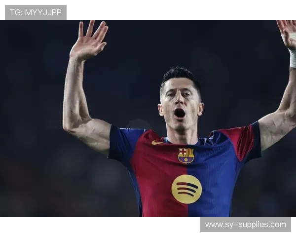 莱万迎来巴萨生涯100场里程碑,已经制造82粒进球 莱万迎来巴萨生涯100场里程碑,已经制造82粒进球