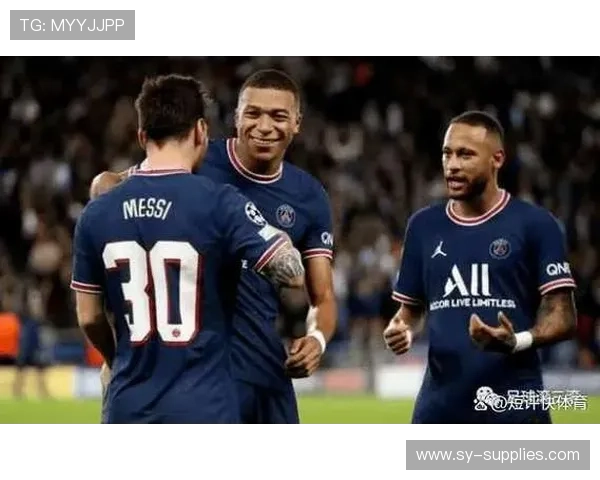 维蒂尼亚采访接电老婆催促现场